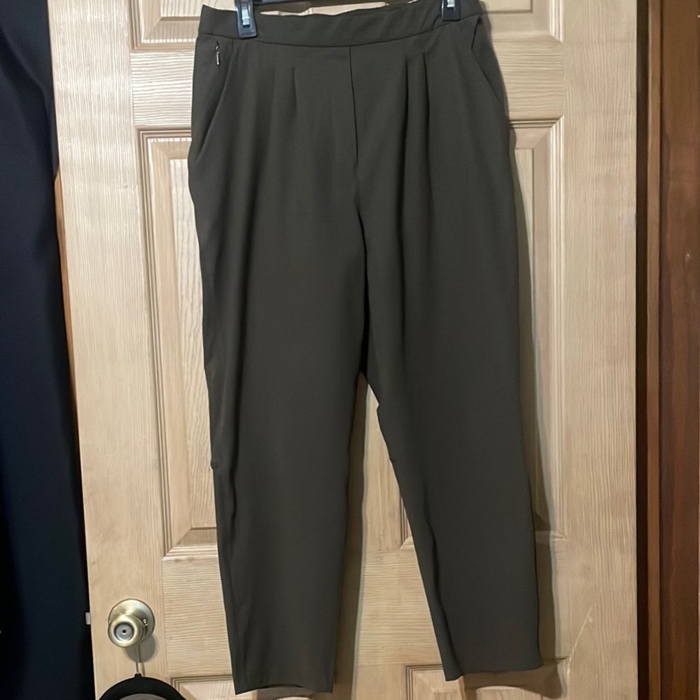 Lululemon Olive Green Pants Sz 10 - Picture 5 of 10